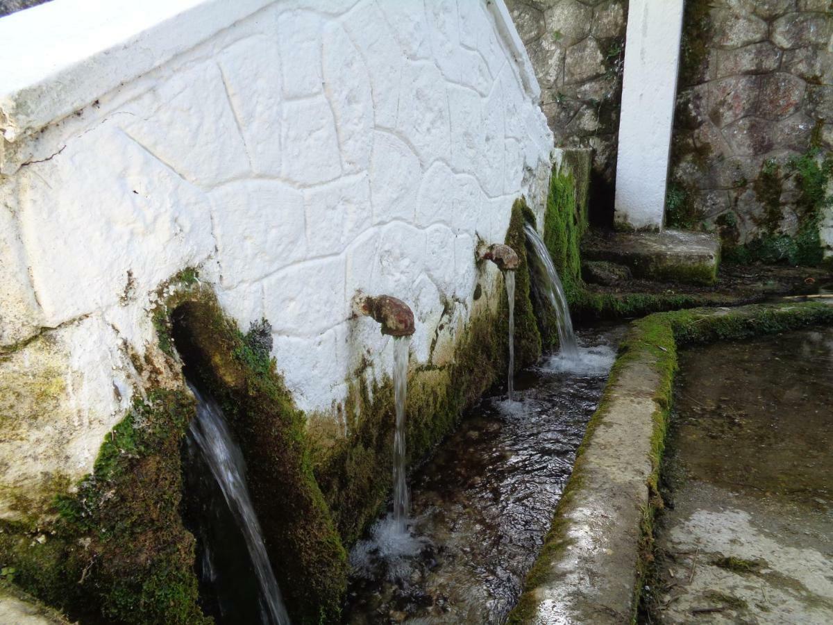 Harry'S Retreat Guest House Klimatia Exterior photo